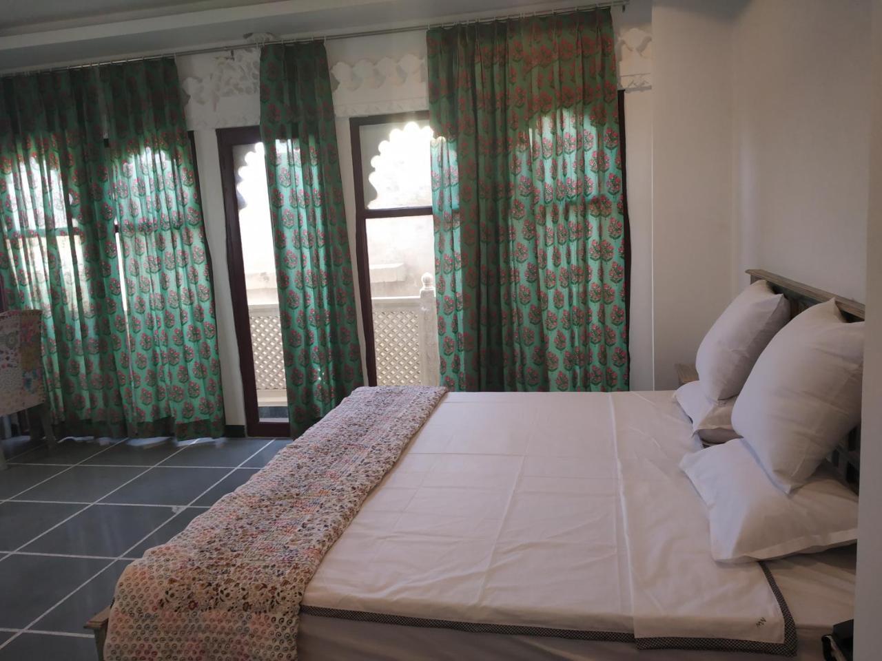 Hotel Mewari Villa Udaipur Luaran gambar